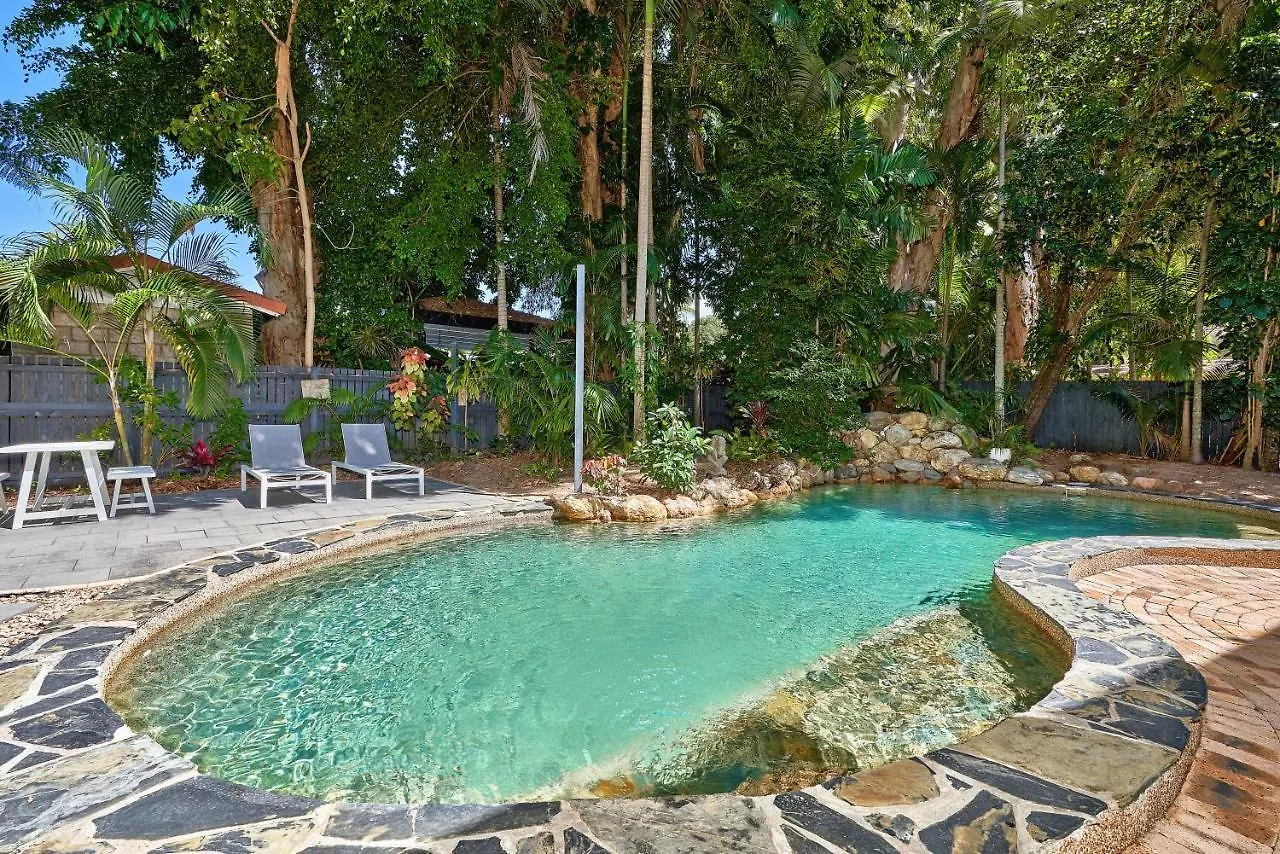 Сasa de vacaciones Villa Decked Out By The Sea Clifton Beach
